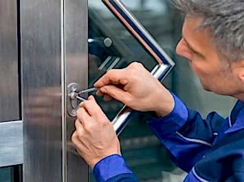 Emergency Locksmith Services in Barcelona  